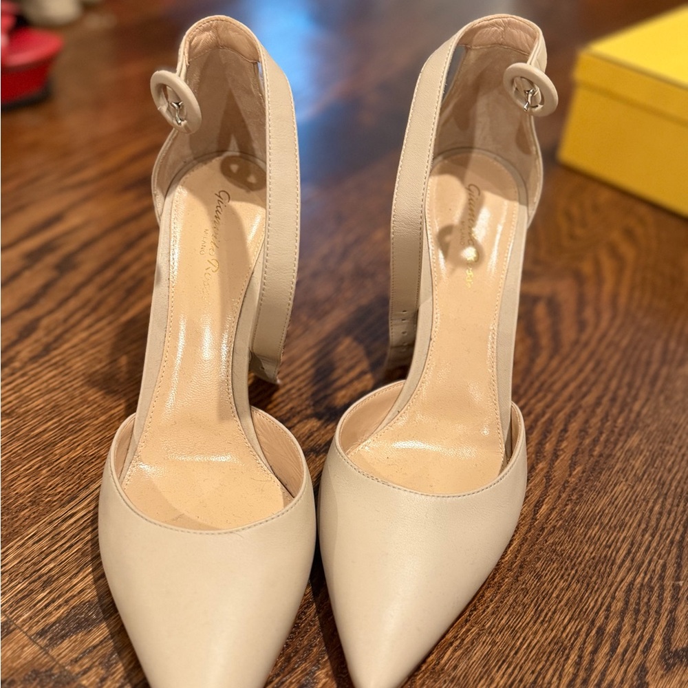 Gianvito Rossi Nude Pointed-Toe Ankle-Strap Pumps